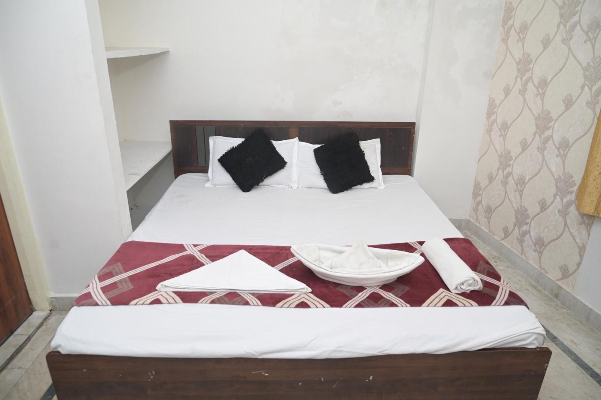 Rk Hotel Rooms Rāipur Eksteriør bilde